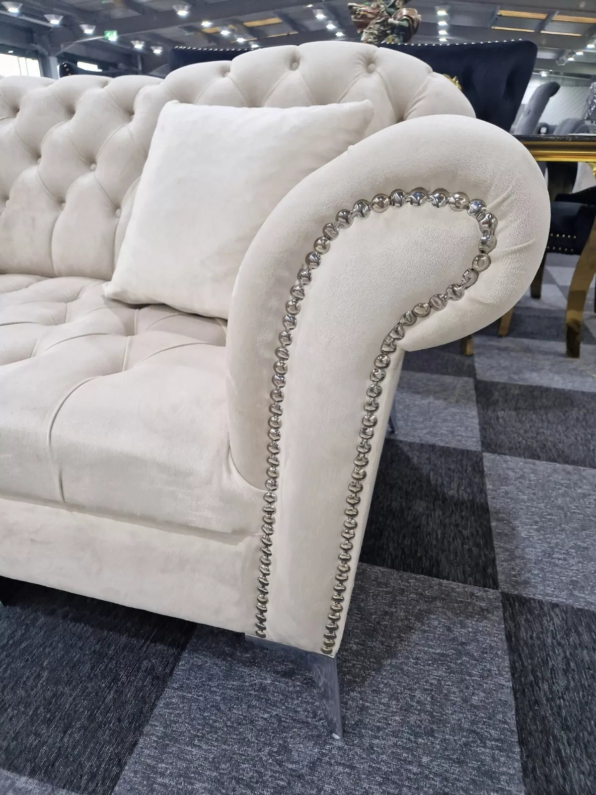 Elegance Chesterfield Sofa 3+2 Cream - My Store